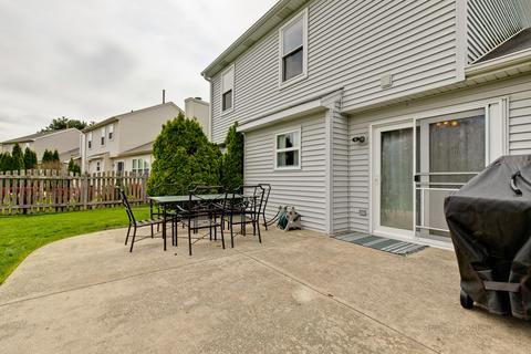 145 Dickens Trl, Elgin, IL 60120 photo 23