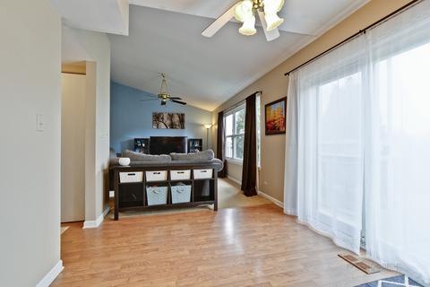145 Dickens Trl, Elgin, IL 60120 photo 12