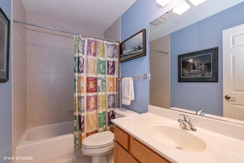 1407 Blume Dr, Elgin, IL 60124 photo 25