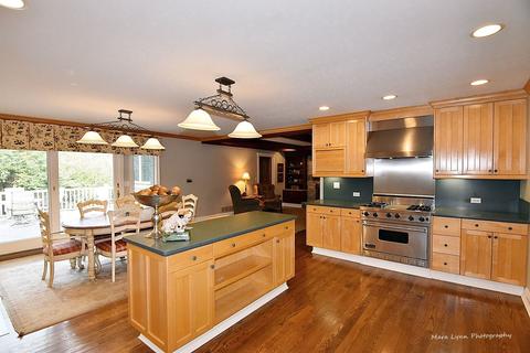 34 W102 White Thorne Rd, Wayne, IL 60184 photo 14