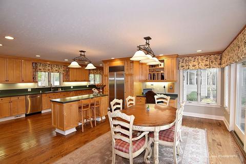 34 W102 White Thorne Rd, Wayne, IL 60184 photo 12