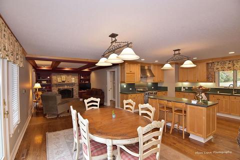 34 W102 White Thorne Rd, Wayne, IL 60184 photo 16