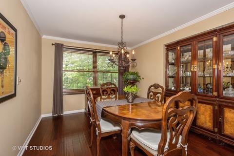708 Cherry Ct, Itasca, IL 60143 photo 4