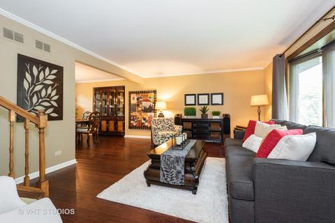 708 Cherry Ct, Itasca, IL 60143 photo 3