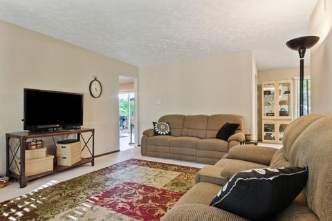 114 Malvern Dr, Normal, IL 61761 photo 11