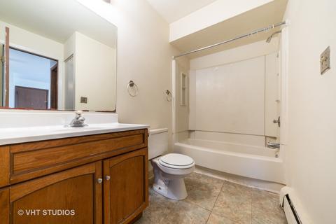 370 Echo Ln #2, Aurora, IL 60504 photo 9