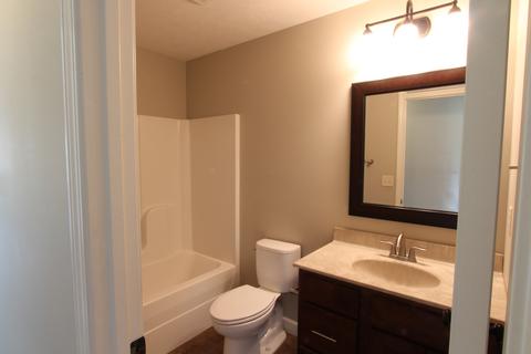 407 Raef Rd, Downs, IL 61736 photo 7