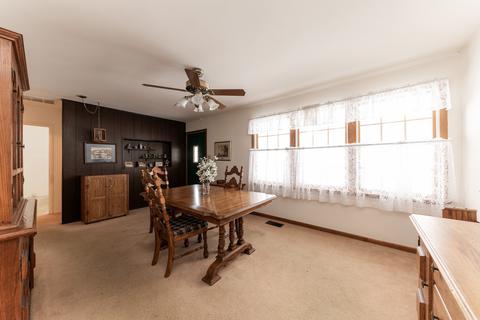 3505 Sigwalt St, Rolling Meadows, IL 60008 photo 3