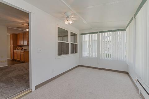 110712 E Jackson St, Bloomington, IL 61701 photo 16