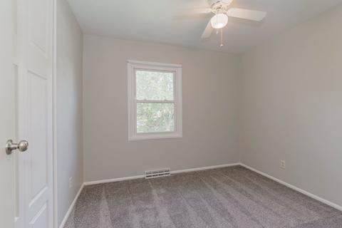 110712 E Jackson St, Bloomington, IL 61701 photo 13