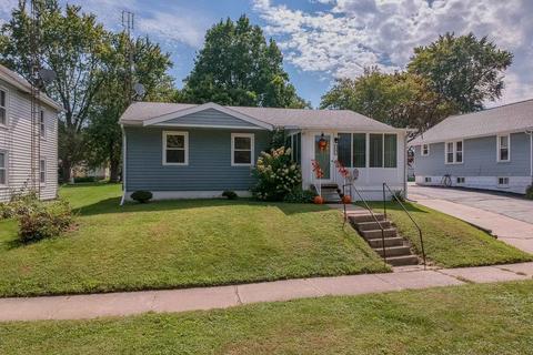 110712 E Jackson St, Bloomington, IL 61701 photo 1