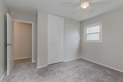 110712 E Jackson St, Bloomington, IL 61701 photo 12