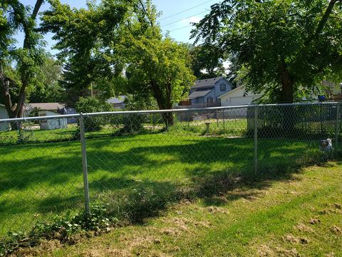 301 E 1st St, Leaf River, IL 61047 photo 17
