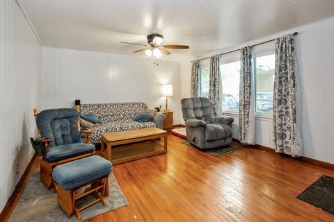 125 N Jackson Ave, Bradley, IL 60915 photo 2