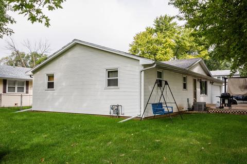 125 N Jackson Ave, Bradley, IL 60915 photo 12