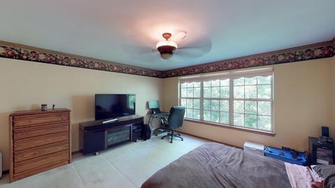 970 Annandale Dr, Elgin, IL 60123 photo 11