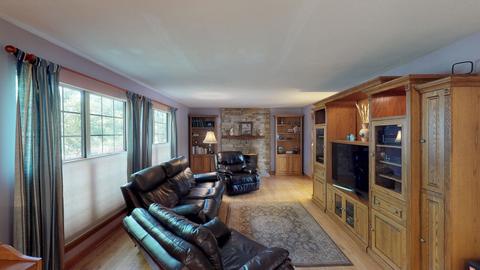 970 Annandale Dr, Elgin, IL 60123 photo 9