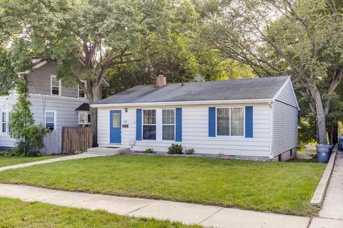 315 Watres Pl, Elgin, IL 60120 photo 1