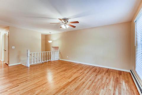 300 Hillcrest Dr, Algonquin, IL 60102 photo 4