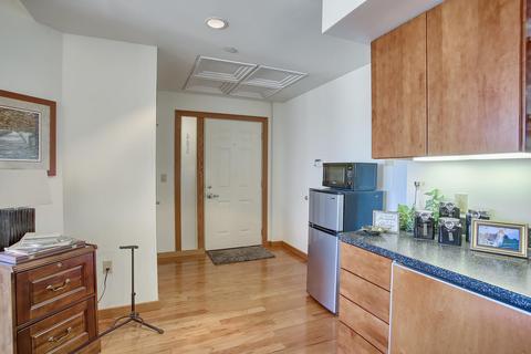 1 E Main St #405, Champaign, IL 61820 photo 9