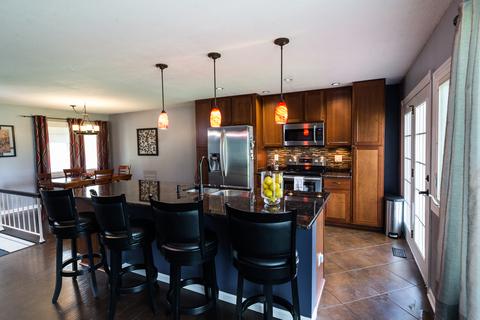 5830 Danforth Ct, Hanover Park, IL 60133 photo 6