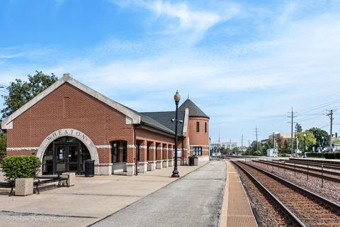 455 W Front St #503, Wheaton, IL 60187 photo 17