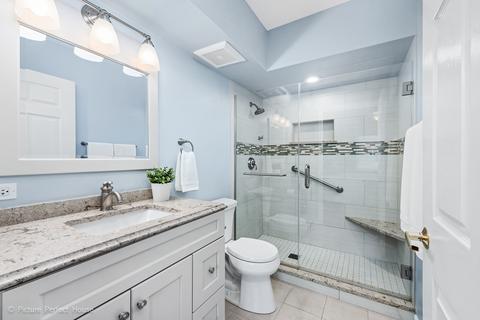 455 W Front St #503, Wheaton, IL 60187 photo 15