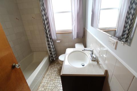 5604 S Neva Ave, Chicago, IL 60638 photo 9