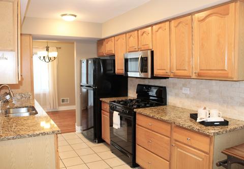 1992 Franklin Pl, Hoffman Estates, IL 60169 photo 6