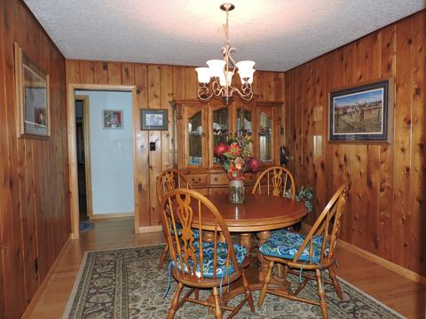 301 Adams St, Danforth, IL 60930 photo 9