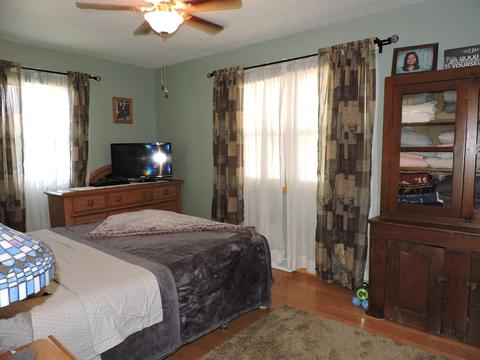 301 Adams St, Danforth, IL 60930 photo 13