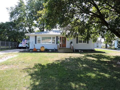 301 Adams St, Danforth, IL 60930 photo 1