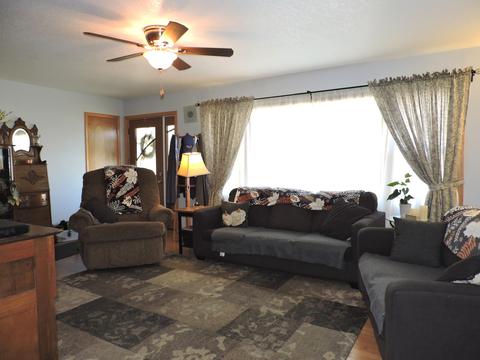 301 Adams St, Danforth, IL 60930 photo 5