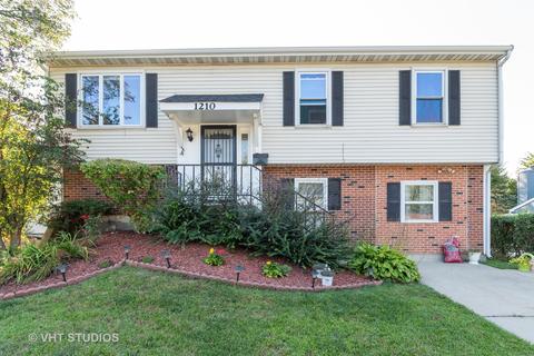1210 Foxcroft Dr, Aurora, IL 60506 photo 1