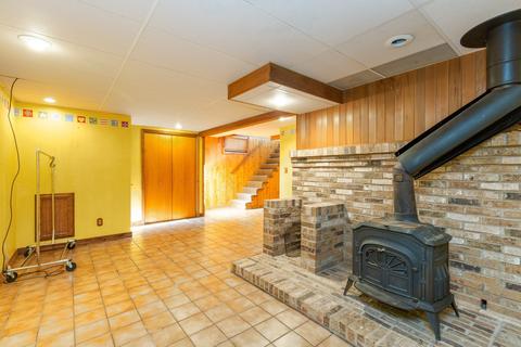 345 Hamilton Ave, Elgin, IL 60123 photo 8