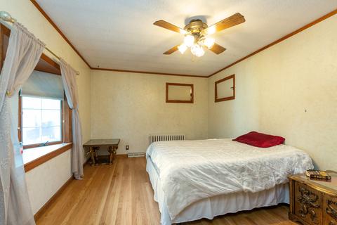 345 Hamilton Ave, Elgin, IL 60123 photo 5