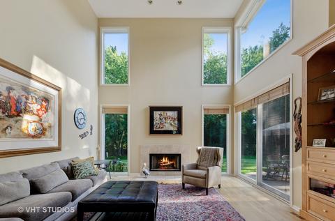 3473 Dauphine Ave, Northbrook, IL 60062 photo 7