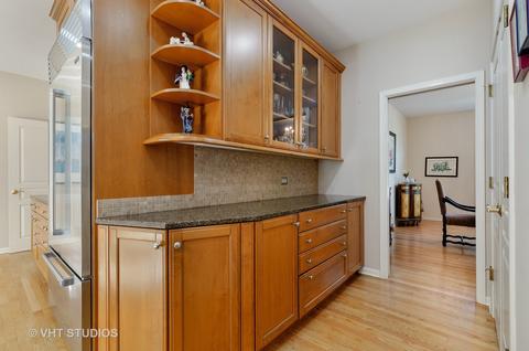 3473 Dauphine Ave, Northbrook, IL 60062 photo 12