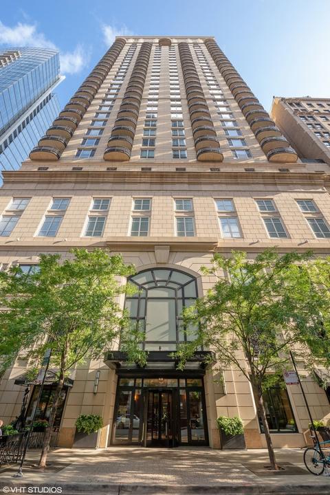 10 E Delaware Pl #14D, Chicago, IL 60611 photo 2