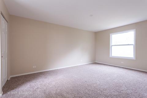 2930 Pine Tree Ct, Aurora, IL 60502 photo 10