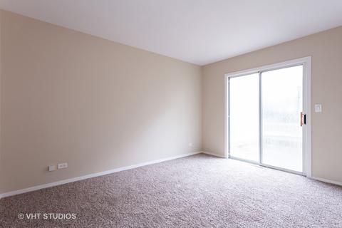 2930 Pine Tree Ct, Aurora, IL 60502 photo 11
