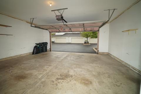826 County Line Rd, Aurora, IL 60502 photo 21