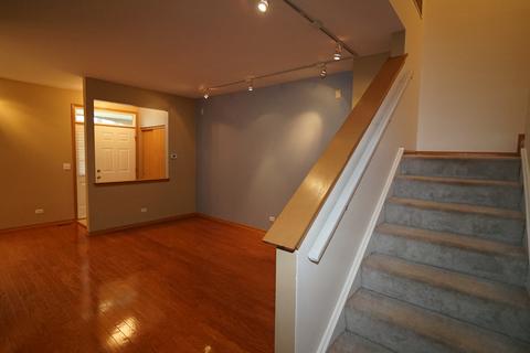 826 County Line Rd, Aurora, IL 60502 photo 7