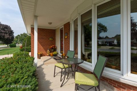1493 Webster Ln, Des Plaines, IL 60018 photo 16