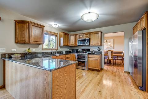 721 Casey Dr, Minooka, IL 60447 photo 8