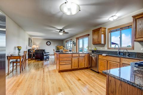 721 Casey Dr, Minooka, IL 60447 photo 9