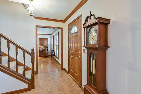 2035 Cromwell Dr, Wheaton, IL 60189 photo 5