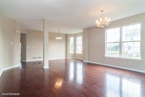 804 Christopher St, Plano, IL 60545 photo 2