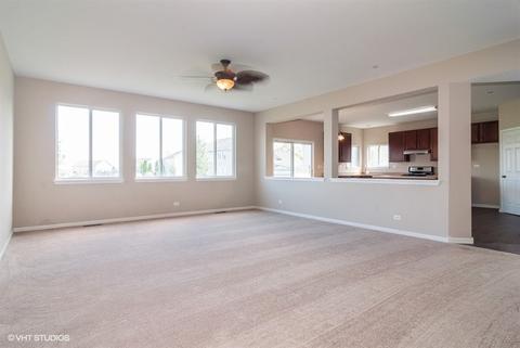 804 Christopher St, Plano, IL 60545 photo 8
