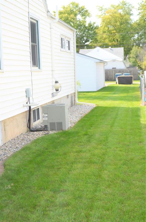 485 S Yates Ave, Kankakee, IL 60901 photo 8